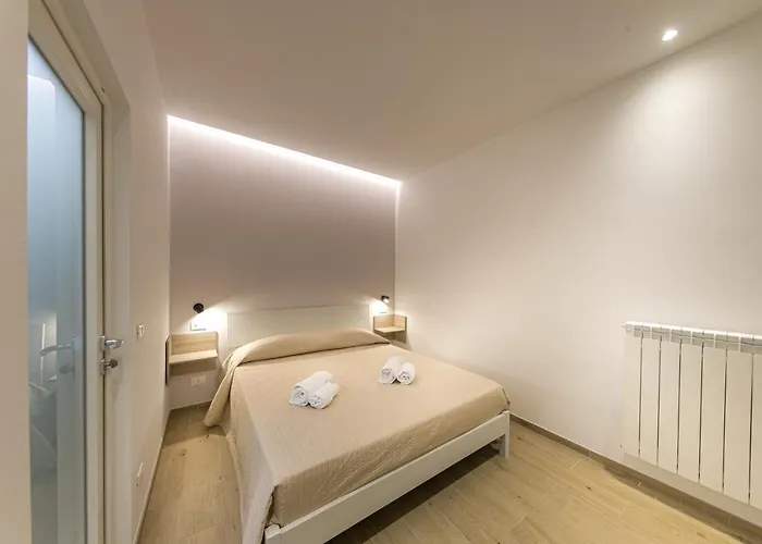 Coresi Konukevi Cefalù