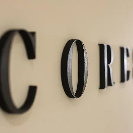 Coresi ゲストハウス チェファル