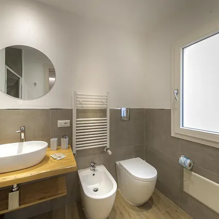 Konukevi Coresi Cefalù